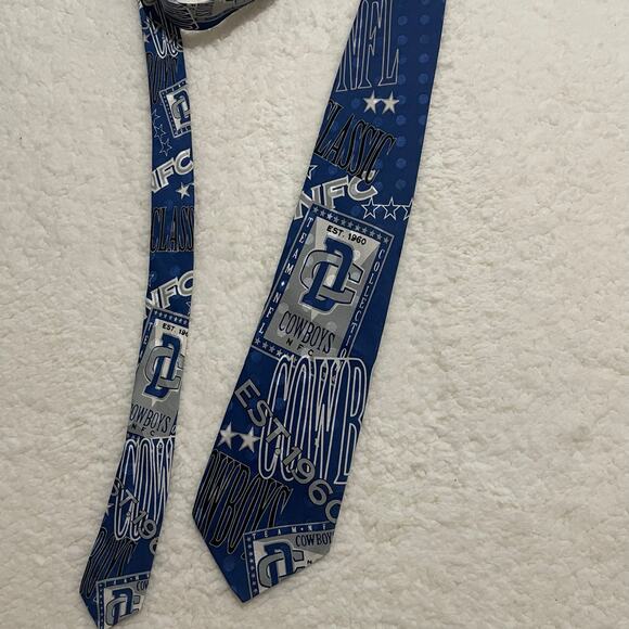 Vintage 1993 Dallas Cowboys NFL Silk Tie RM Sport R. Caruso Made USA - Picture 1 of 6